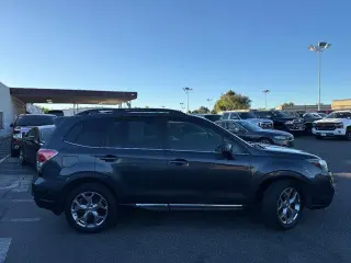 Subaru Forester 2017 AWD 2.5i Touring 4dr Wagon