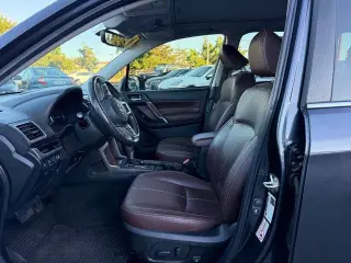 Subaru Forester 2017 AWD 2.5i Touring 4dr Wagon