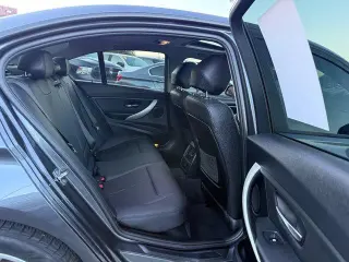 BMW 3 Series 2013 328i 4dr Sedan