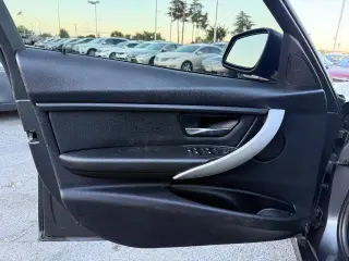 BMW 3 Series 2013 328i 4dr Sedan
