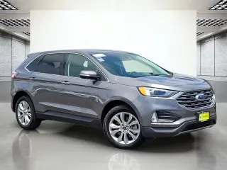 Ford Edge 2023 AWD Titanium 4dr Crossover