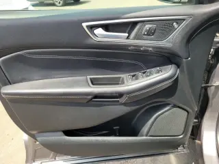 Ford Edge 2023 AWD Titanium 4dr Crossover