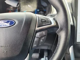 Ford Edge 2023 AWD Titanium 4dr Crossover