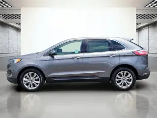 Ford Edge 2023 AWD Titanium 4dr Crossover