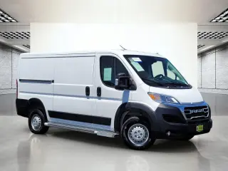 Ram ProMaster 2025 Tradesman 2500 136 WB 3dr Low Roof Cargo Van w/o Passenger Seat