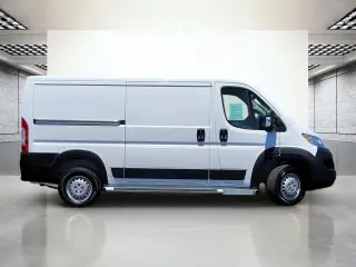 Ram ProMaster 2025 Tradesman 2500 136 WB 3dr Low Roof Cargo Van w/o Passenger Seat