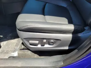 Toyota Corolla Cross 2025 XLE 4dr Crossover