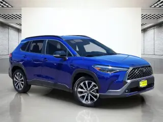 Toyota Corolla Cross 2025 XLE 4dr Crossover