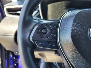 Toyota Corolla Cross 2025 XLE 4dr Crossover