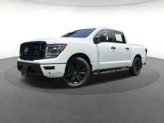 Nissan Titan 2023 4x2 Platinum Reserve 4dr Crew Cab 5.6 ft. SB