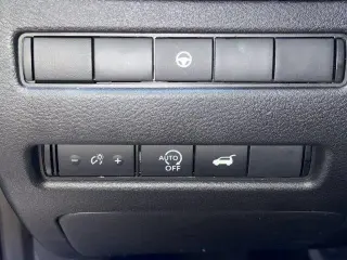 Nissan Rogue 2025 SV 4dr Crossover