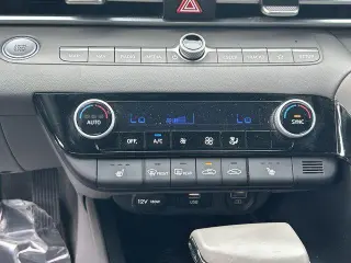 Hyundai ELANTRA 2023 SEL 4dr Sedan