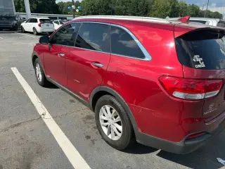 Kia Sorento 2018 LX 4dr SUV