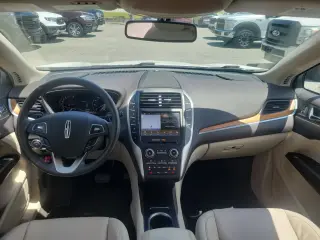 Lincoln MKC 2017 Select 4dr SUV