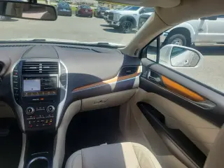 Lincoln MKC 2017 Select 4dr SUV