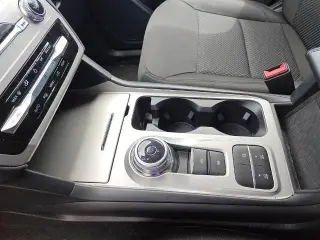 Ford Explorer 2023 XLT 4dr SUV