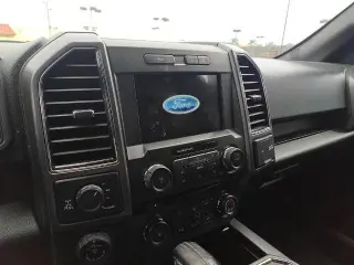 Ford F-150 2018 4x4 XLT 4dr SuperCrew 5.5 ft. SB