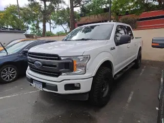 Ford F-150 2018 4x4 XLT 4dr SuperCrew 5.5 ft. SB
