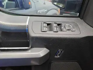 Ford F-150 2018 4x4 XLT 4dr SuperCrew 5.5 ft. SB