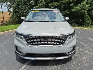 2023 Kia Carnival