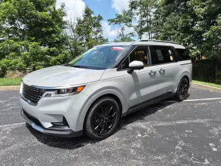 2023 Kia Carnival