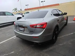 Maserati Ghibli 2017 4dr Sedan