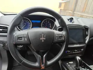 Maserati Ghibli 2017 4dr Sedan