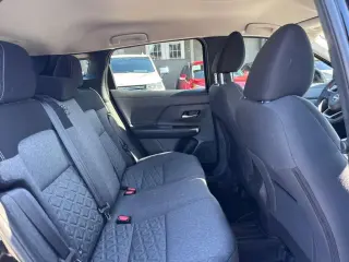 2025 Nissan Kicks