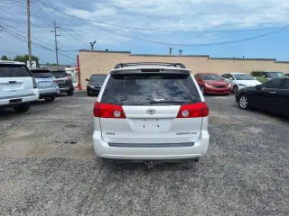 2006 Toyota Sienna