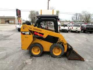 2017 CAT 226D