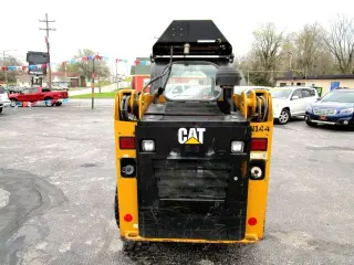 2017 CAT 226D