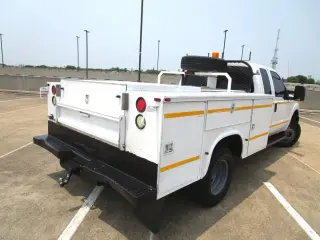 2013 FORD F350 SUPER DUTY SUPER CAB & CHASSIS