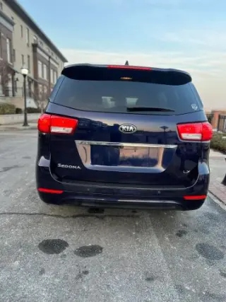 2018 KIA SEDONA