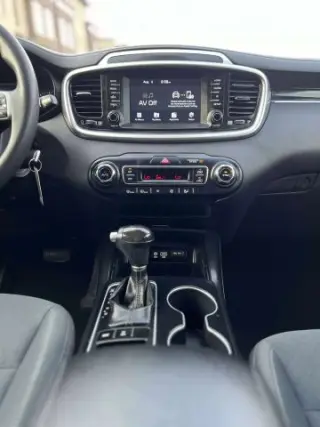 2019 KIA SORENTO
