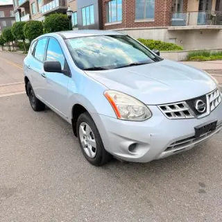 2011 NISSAN ROGUE