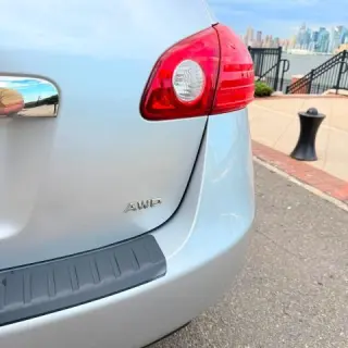 2011 NISSAN ROGUE