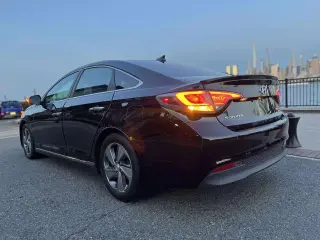 2016 Hyundai Sonata Hybrid Limited