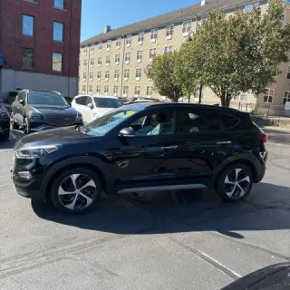 2017 HYUNDAI TUCSON