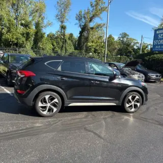 2017 HYUNDAI TUCSON