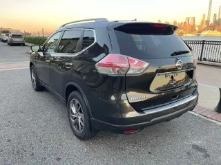 2014 NISSAN ROGUE