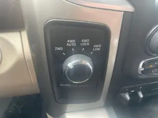 Ram 1500 2013 4x4 SLT 4dr Crew Cab 5.5 ft. SB Pickup