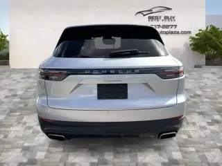 2019 PORSCHE CAYENNE