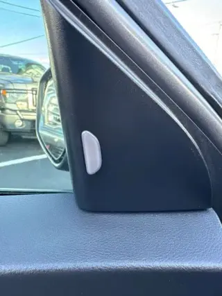 2020 NISSAN KICKS