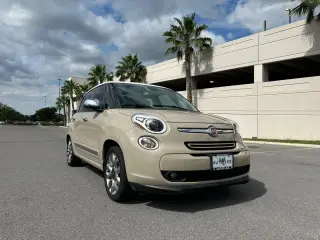 2017 FIAT 500L