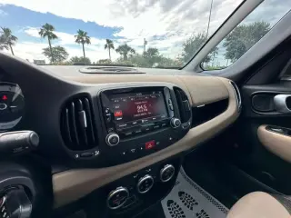 2017 FIAT 500L
