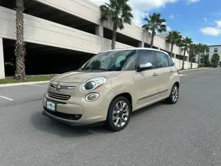 2017 FIAT 500L
