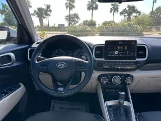 2022 HYUNDAI VENUE