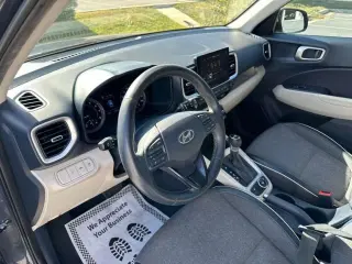 2022 HYUNDAI VENUE
