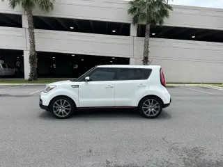2019 KIA SOUL