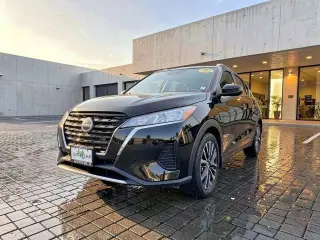 2023 NISSAN KICKS